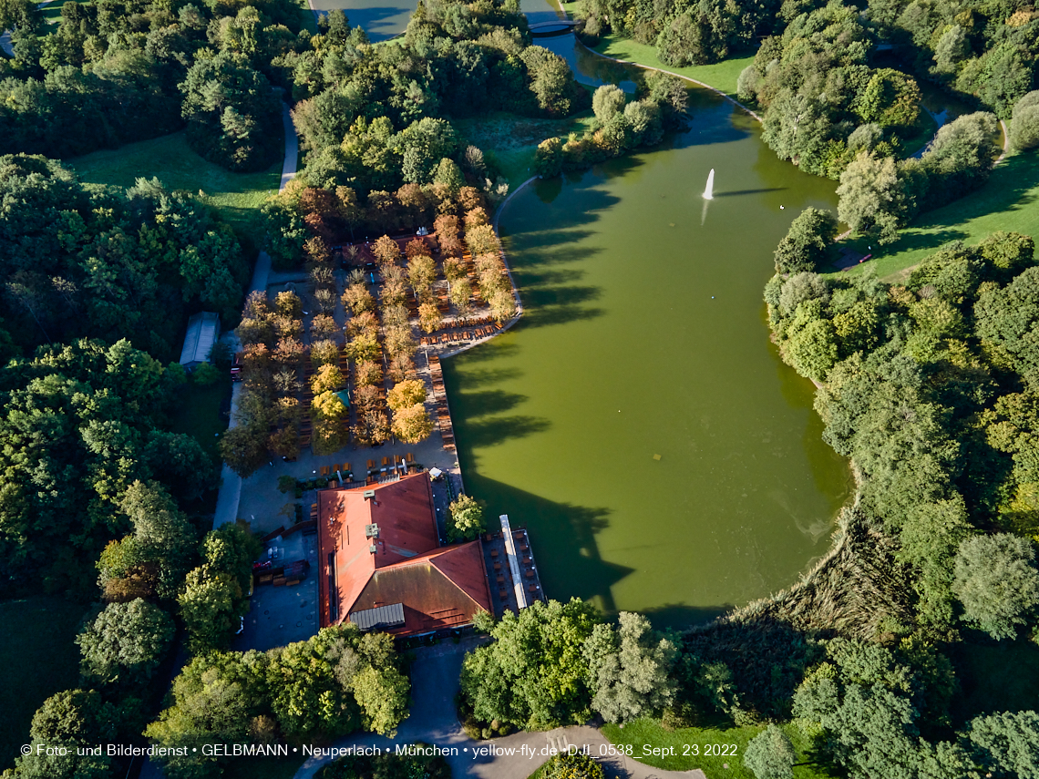 23.09.2022 - der Ostpark mir Biergarten und See in Neuperlach